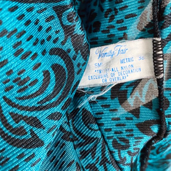 VINTAGE | 1980’s Vanity Fair Teal Black Lace Intimates Slip Dress & Robe Set - Picture 3 of 11